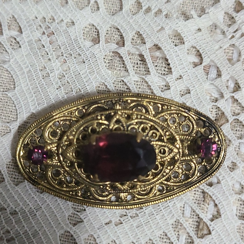 Constume Ruby and Gold Brooch